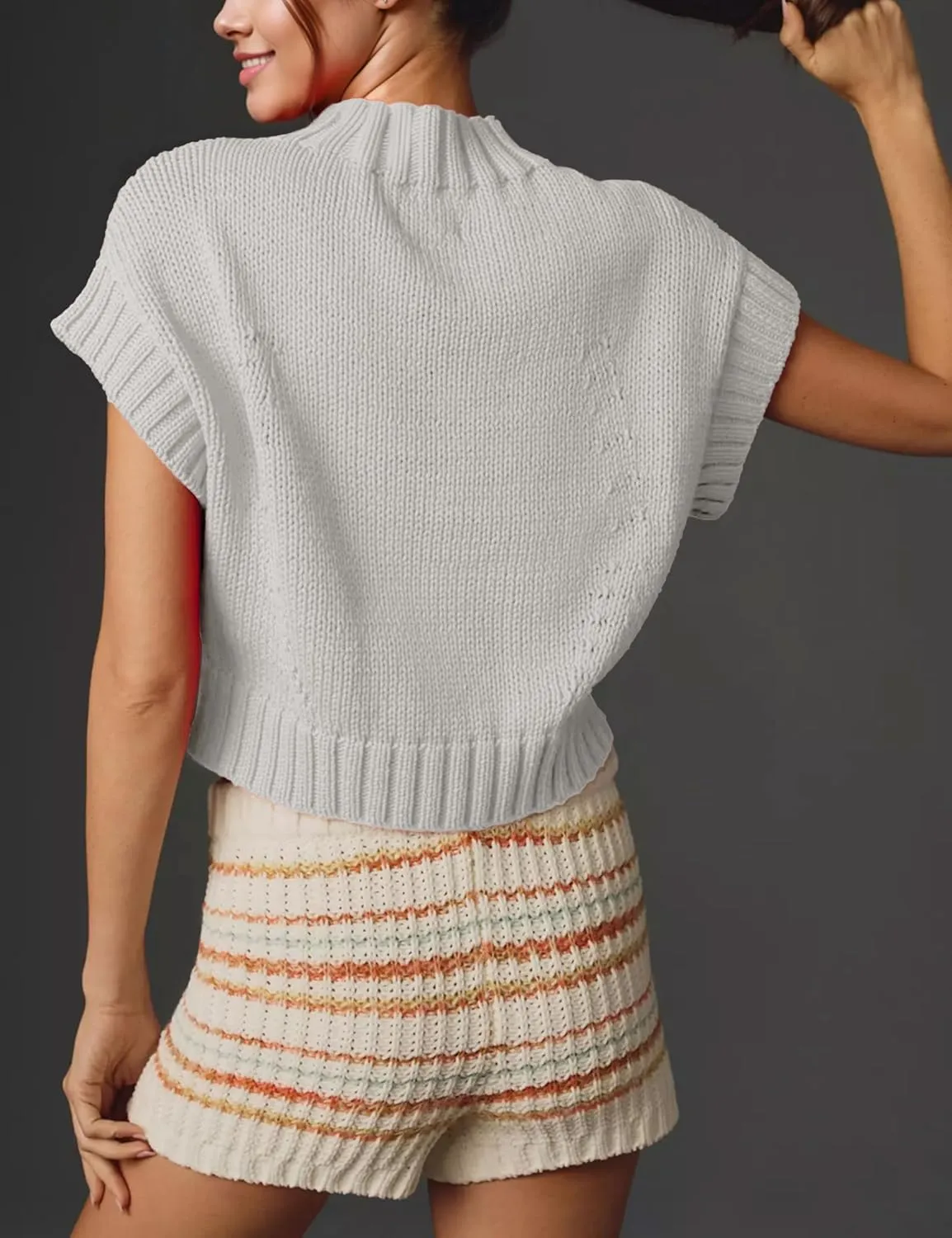 Cap Sleeve Sweater Tank Tops for Women Mock Neck Sweater Vest Cute Heart Knit Cropped Pullover Top