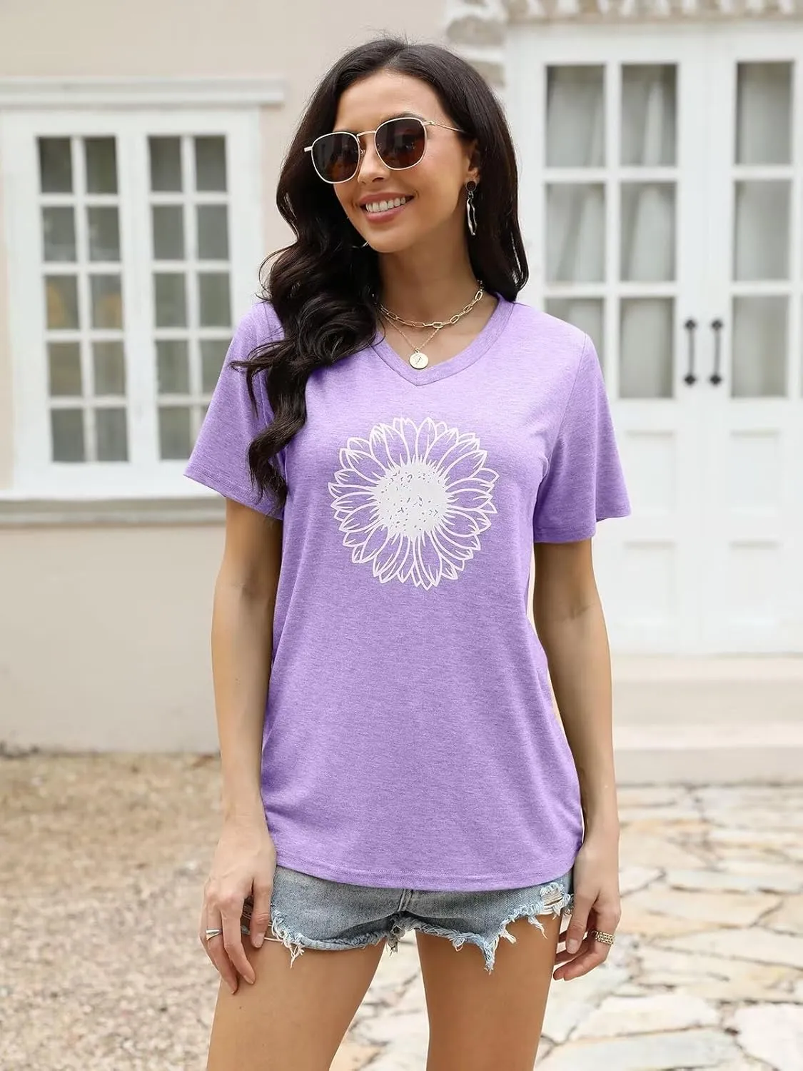 EADINVE Women's Short Sleeve V Neck Sunflower Graphic Printed Summer Tee Vintage T Shirt Cotton Tops Novelty Cool Shirt