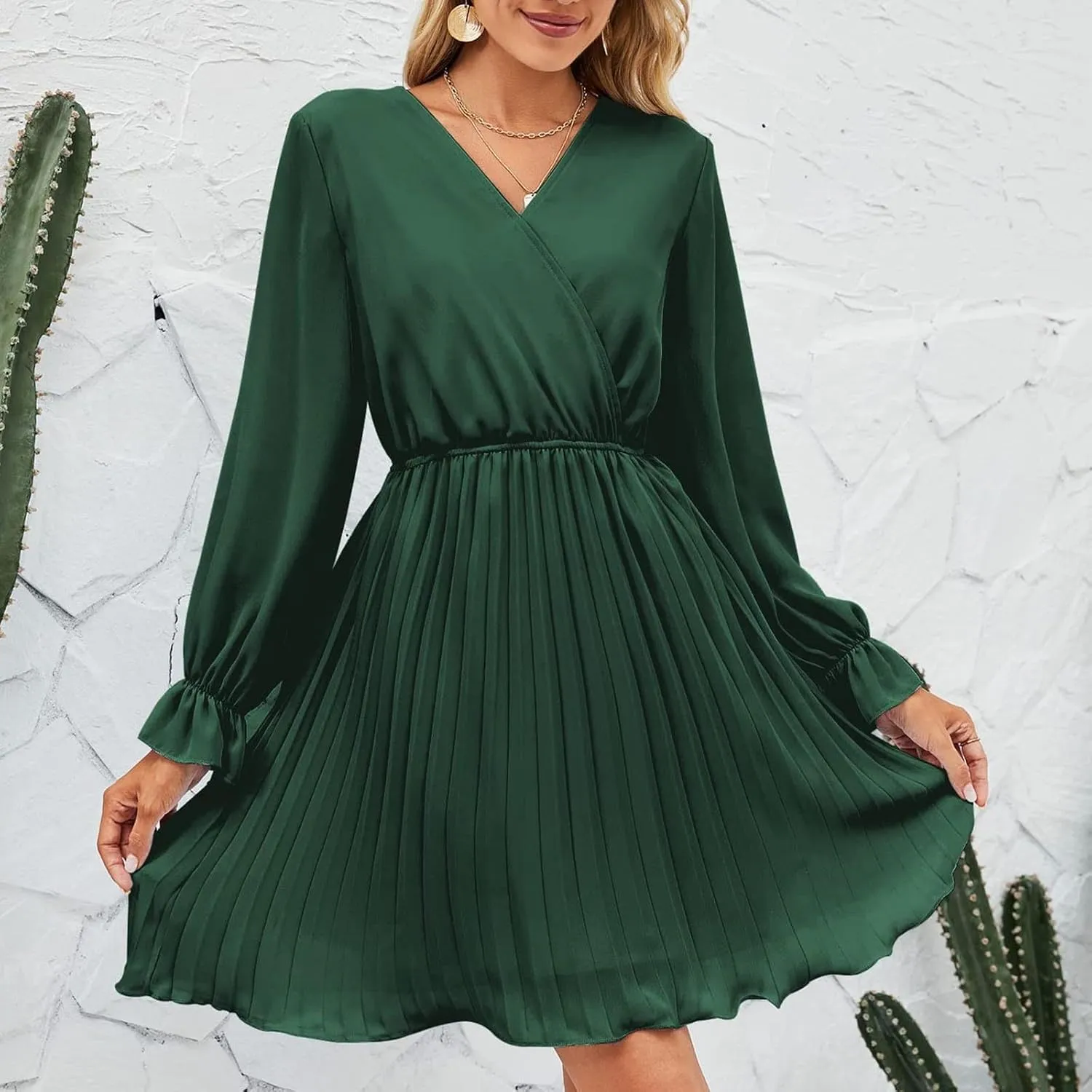 hlysgo Womens Casual Dresses 2025 Summer Slim Fit A-Line Flowy Beach Dress Trendy Long Sleeve V Neck Pleated Mini Dress