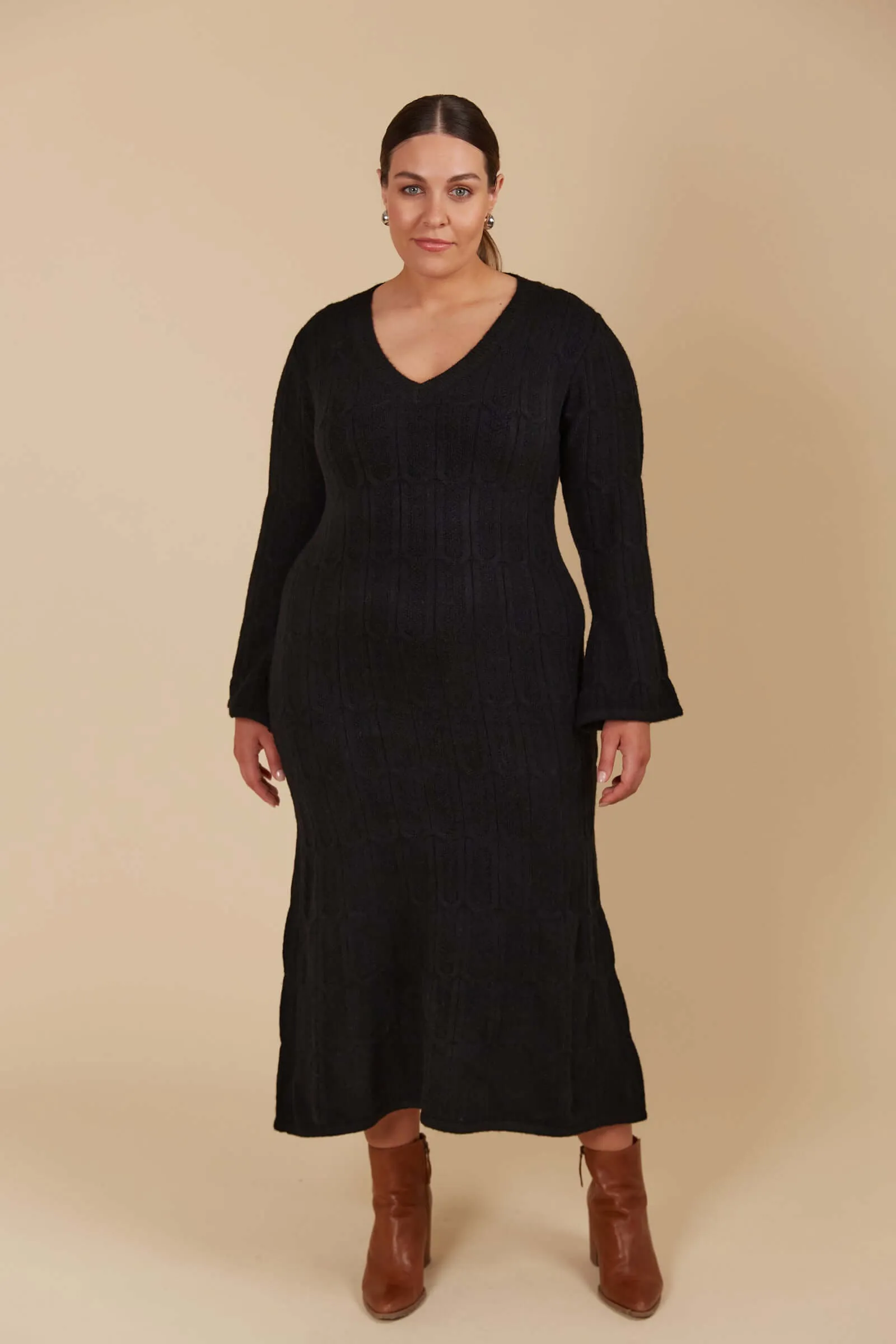 Isle of Mine Hera Knit Dress in Onyx
