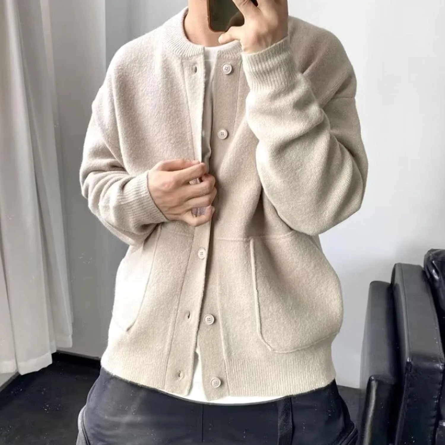 Men's Loose Fit Button Down Sweater Knitted Crew Neck Casual Sweater Cardigan Fashion Long Sleeve Sweaters