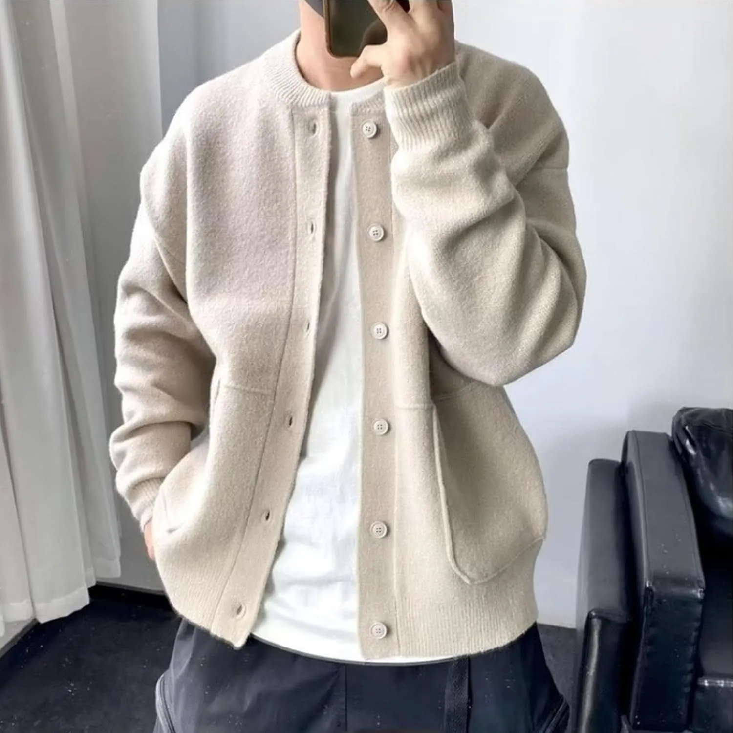 Men's Loose Fit Button Down Sweater Knitted Crew Neck Casual Sweater Cardigan Fashion Long Sleeve Sweaters