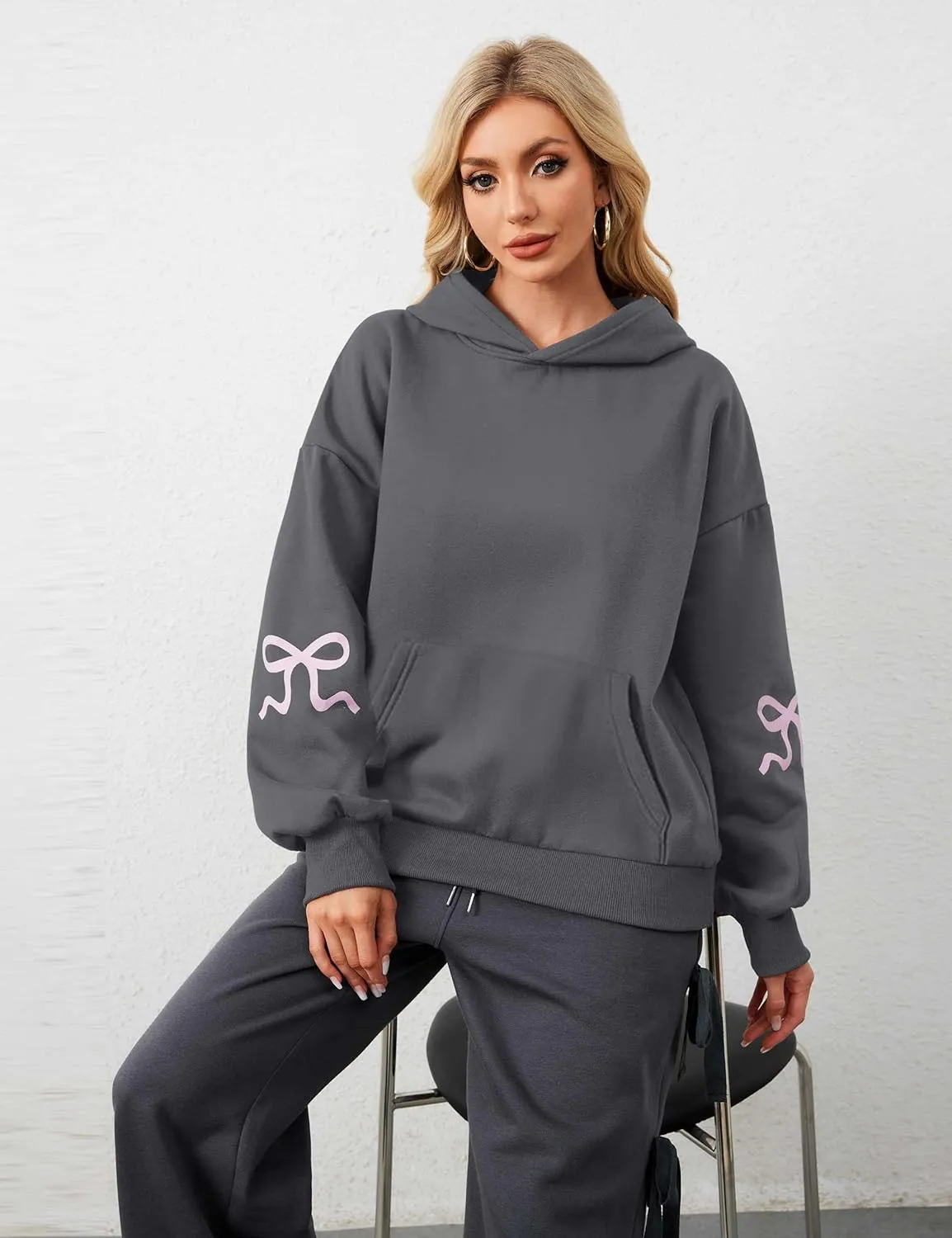 Women Cute Bow Hoodie Graphic Print Oversized Hooded Sweatshirts Long Sleeve Fleece Pullover Hoodie Tops with Pocket