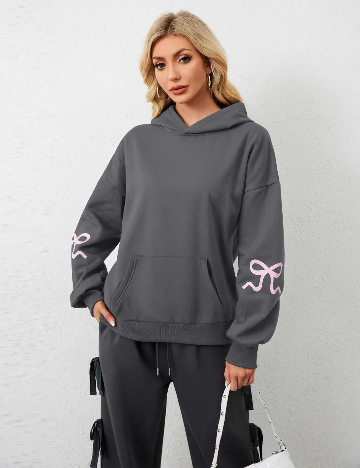 Women Cute Bow Hoodie Graphic Print Oversized Hooded Sweatshirts Long Sleeve Fleece Pullover Hoodie Tops with Pocket