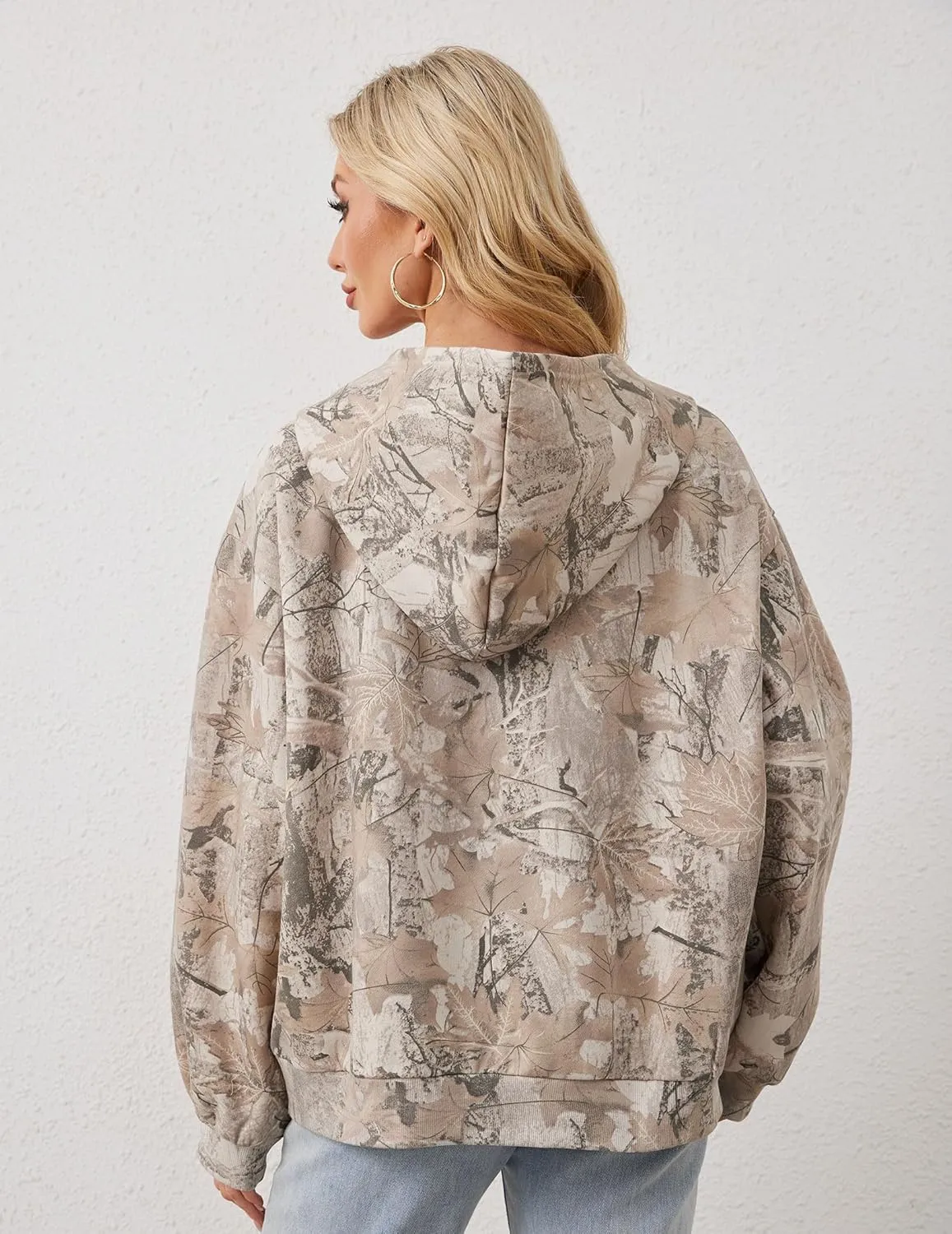 Womens Camo Zip Up Hoodie Long Sleeve Maple Leaf Print Oversized Hooded Jacket Fleece Full Zip Sweatshirt with Pockets